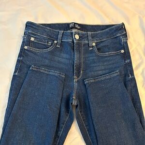 Gap Universal Legging Jeans size 10